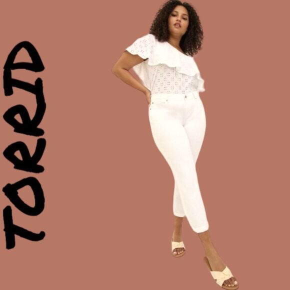 NEW Torrid Plus Size Jersy White One Shoulder Ruffle Eyelet Top. - Picture 3 of 16